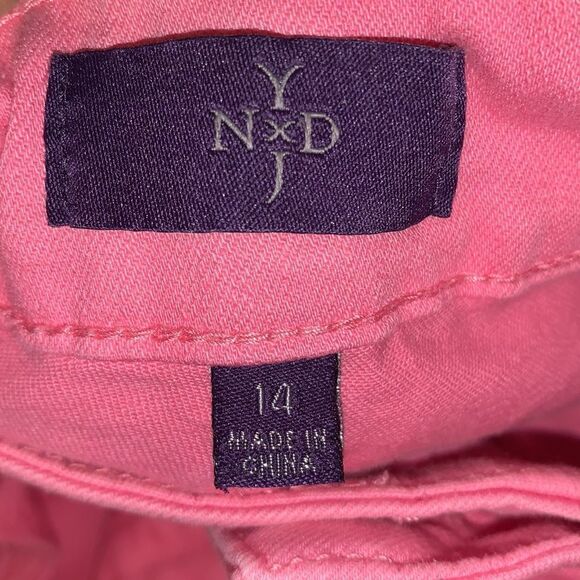 NYDJ lift tuck technology and crop flamingo color 5 pockets size 14 jeans - Picture 8 of 10